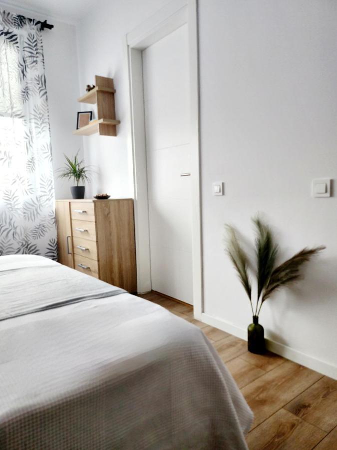 Adm Cozy Home - Entire Private House&Garden Tunari  Екстер'єр фото